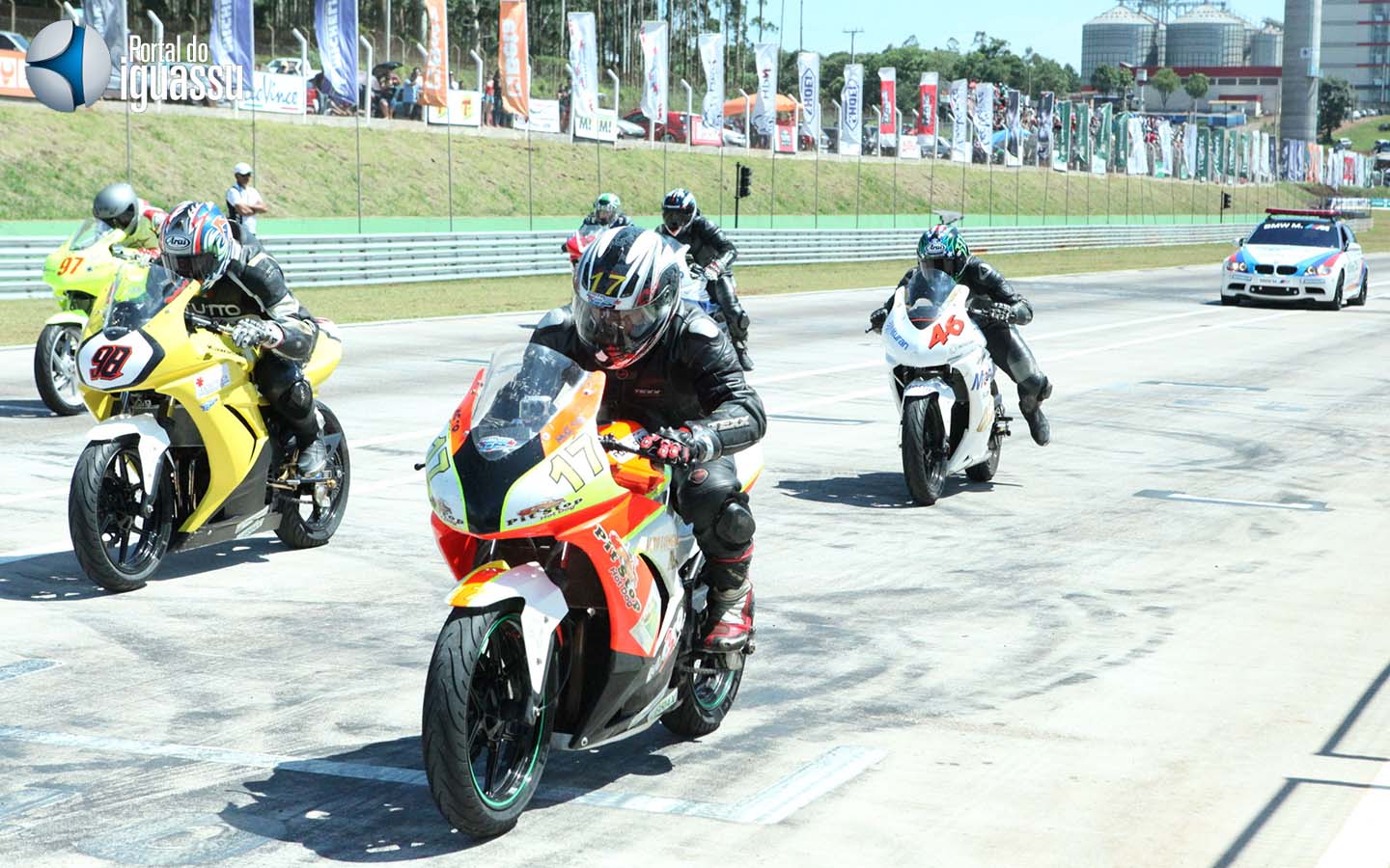 Moto 1000 GP - Categoria GPR 250 - 2013 - Cascavel - PR - Grid de Largada