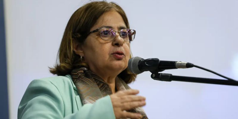 Ministra das Mulheres propõe igualdade salarial para homens e mulheres