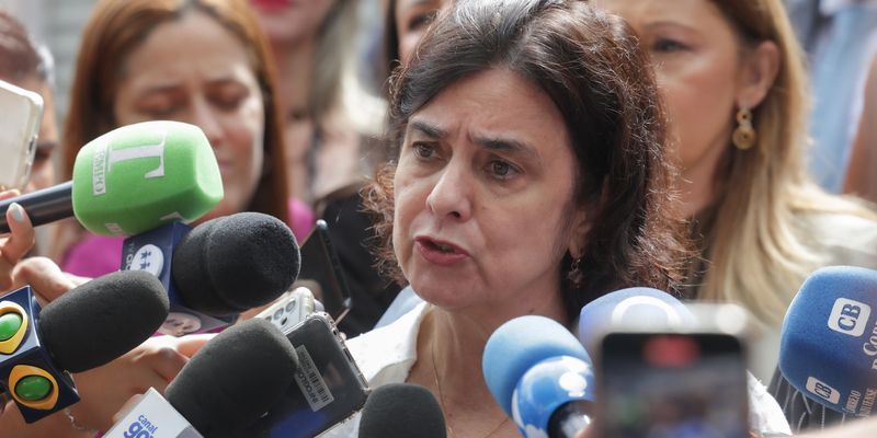 Acordo para produção nacional da Qdenga sairá em breve, diz ministra