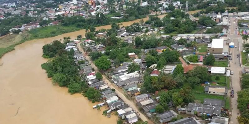 Após 17 dias subindo, Rio Acre está abaixo da cota de transbordo