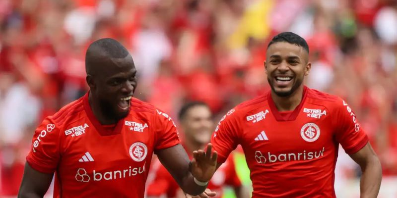 Internacional faz 3 a 0 no São Luiz e avança às semifinais do Gauchão