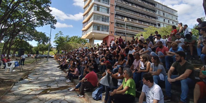 Paralisação de servidores chega a 23 institutos federais em São Paulo