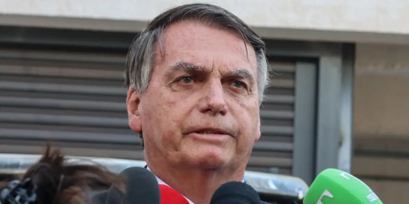 PF tem aval para aprofundar investigação sobre vacina de Bolsonaro