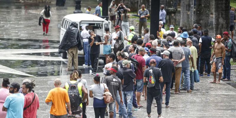  Vereadora denuncia PM por impedir doação de comida à população de rua