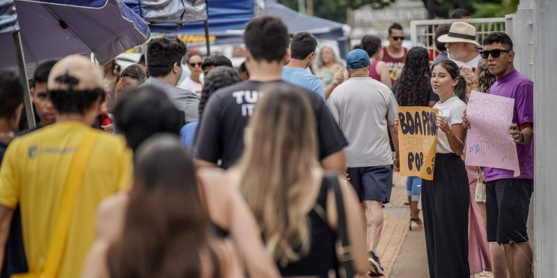 Prazo para pedir isenção da taxa de inscrição do Enem termina hoje