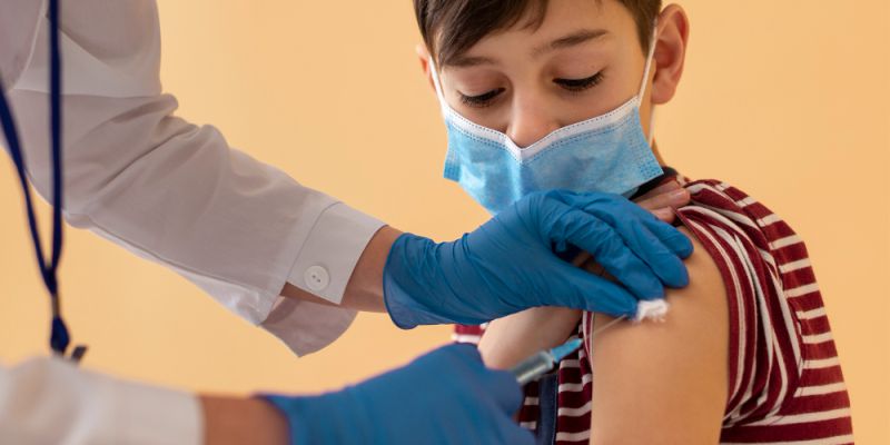 Entenda como fica a vacinação contra o HPV no Brasil