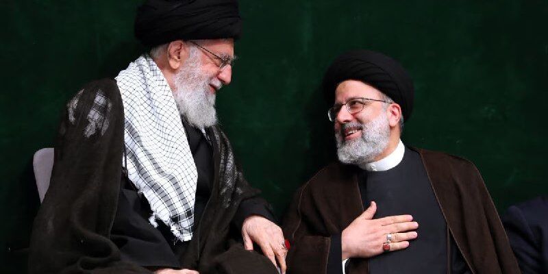 Ali Khamenei emite mensagem oficial de condolências pela morte de Raisi