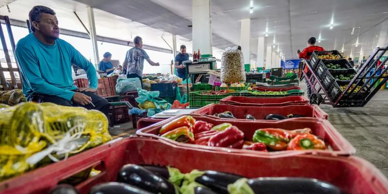 Batata, banana, laranja e melancia estão mais baratas, segundo a Conab