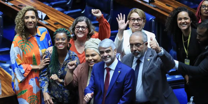 Senado aprova projeto que renova cotas raciais em concursos públicos