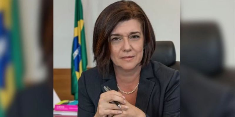 Magda Chambriard toma posse como presidente da Petrobras