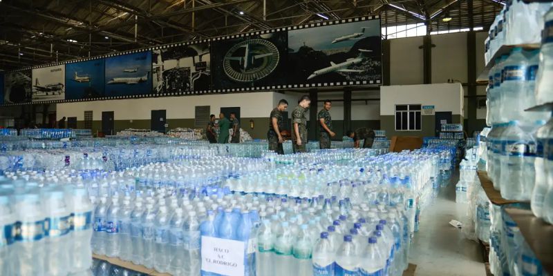 Comunidades quilombolas e ciganas recebem cestas básicas no RS