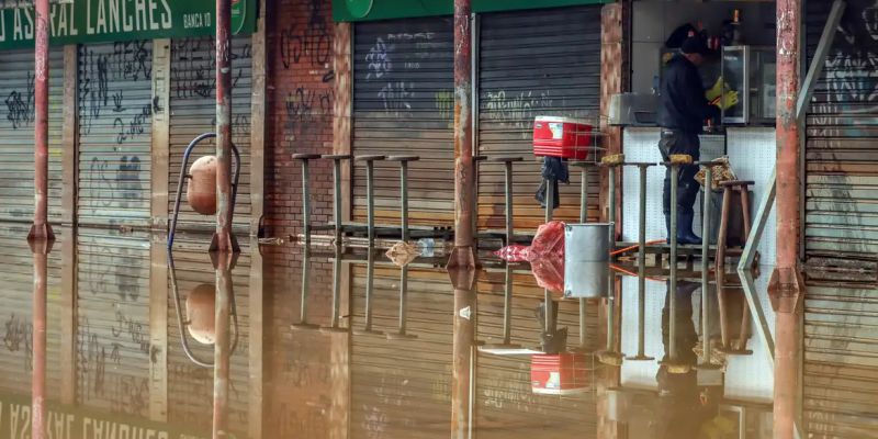 Nível do Guaíba cai 16cm em 11 horas, mas segue acima de 4 metros