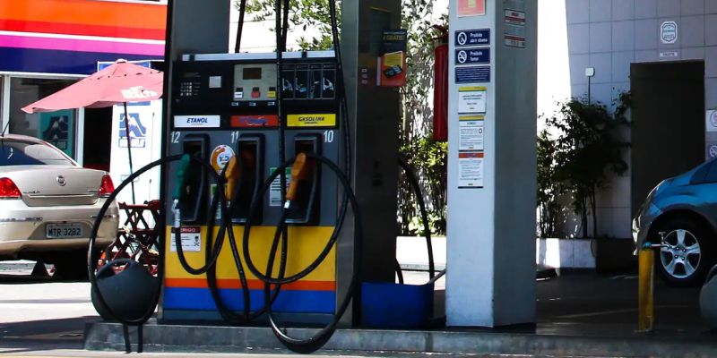 Prévia da inflação acelera para 0,44% em maio, puxada pela gasolina