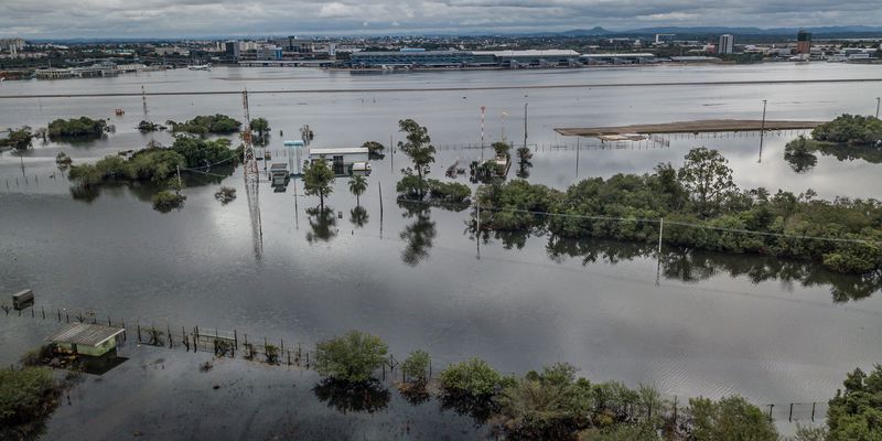 Nível do Guaíba chega a 3,77 metros em Porto Alegre