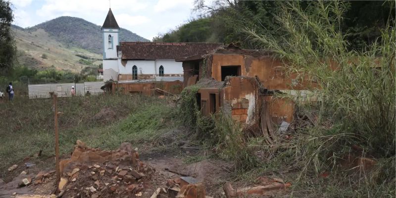 AGU quer que mineradoras paguem R$ 79 bilhões por danos em Mariana