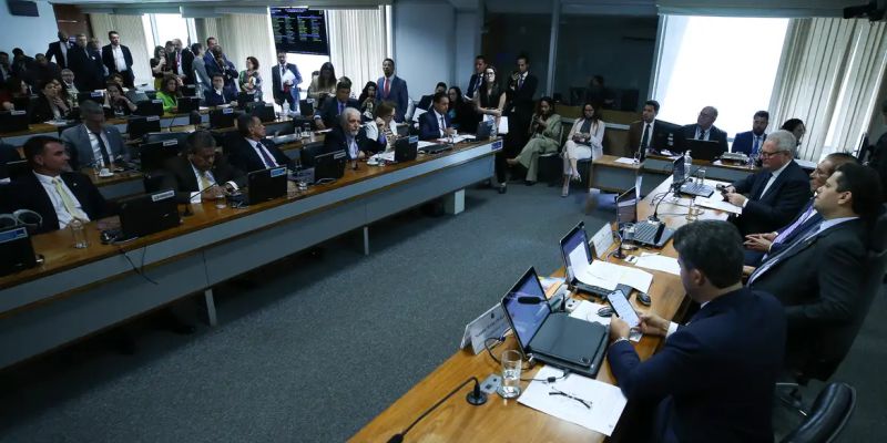 CCJ do Senado aprova novo seguro obrigatório para veículos 