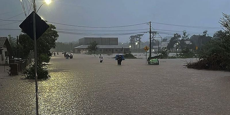 Com retorno de chuva forte no RS, população deve buscar áreas seguras