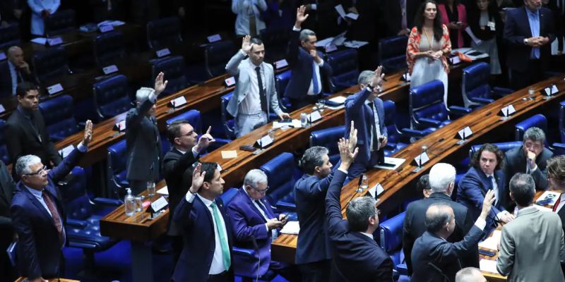 Senado aprova taxação de compras internacionais de até US$ 50