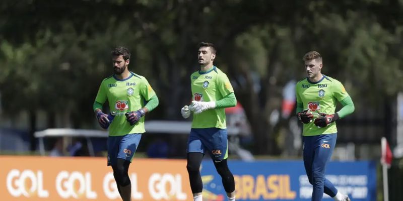 Seleção brasileira treina em Orlando, onde enfrenta os EUA na quarta