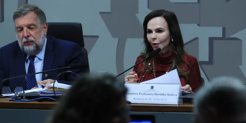 Comissão do Senado aprova texto da reforma do ensino médio