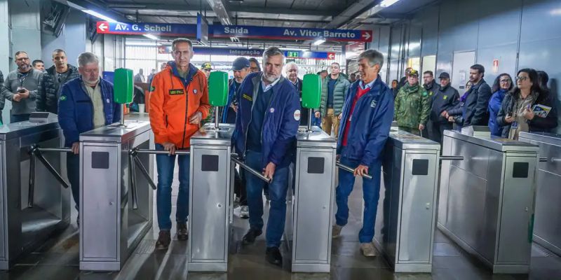 Trens urbanos voltam a operar na região metropolitana de Porto Alegre