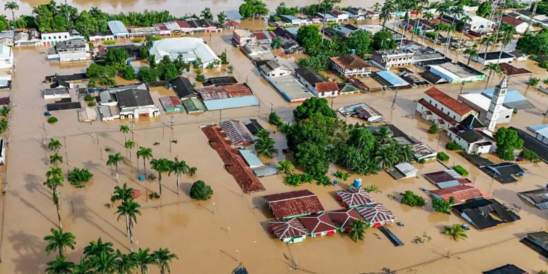 Brasiléia, no Acre, tem a maior cheia já registrada na história