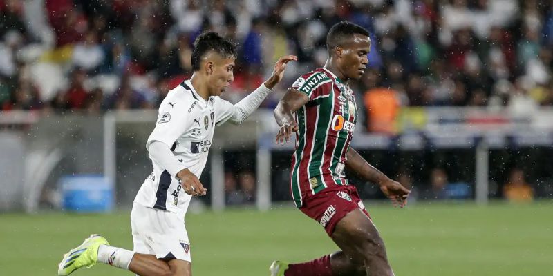 Fluminense recebe LDU em busca do título da Recopa Sul-Americana