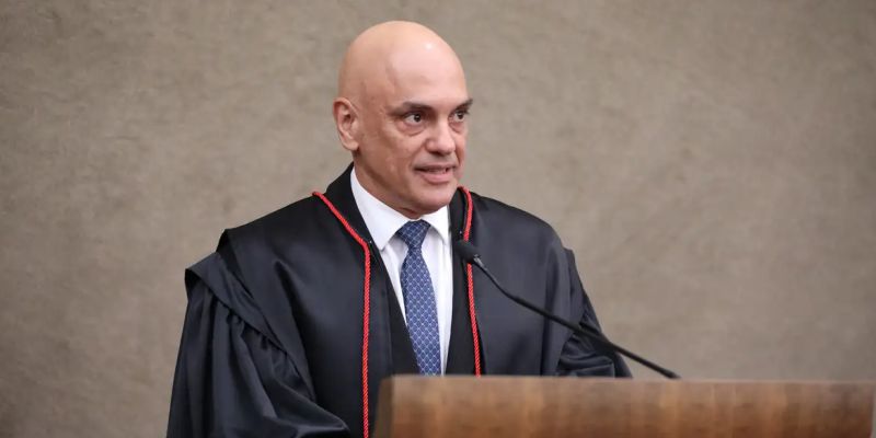 Moraes volta a defender regulamentação das redes sociais