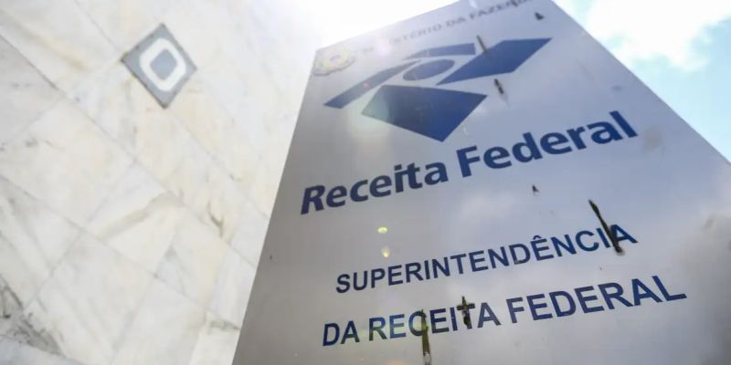 Receita paga nesta quinta-feira restituições de lote residual do IRPF